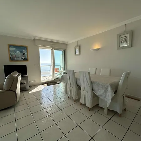 Appartement 3 Pieces - 5 Couchages, Idealement Situe Pres Plage, Centre - Fr-1-245-213 *