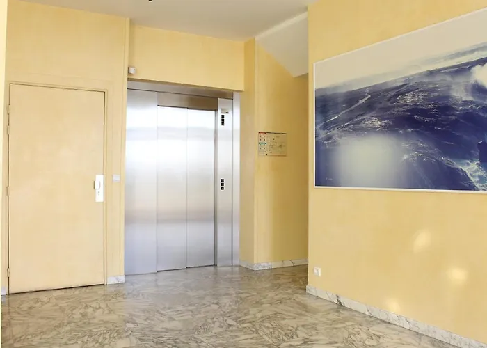 3 Pieces - 5 Couchages, Idealement Situe Pres Plage, Centre - Fr-1-245-213 Appartement