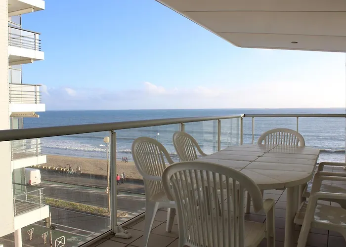 3 Pieces - 5 Couchages, Idealement Situe Pres Plage, Centre - Fr-1-245-213 *