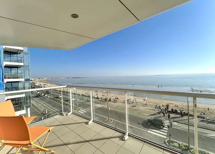 3 Pieces - 5 Couchages, Idealement Situe Pres Plage, Centre - Fr-1-245-213 *